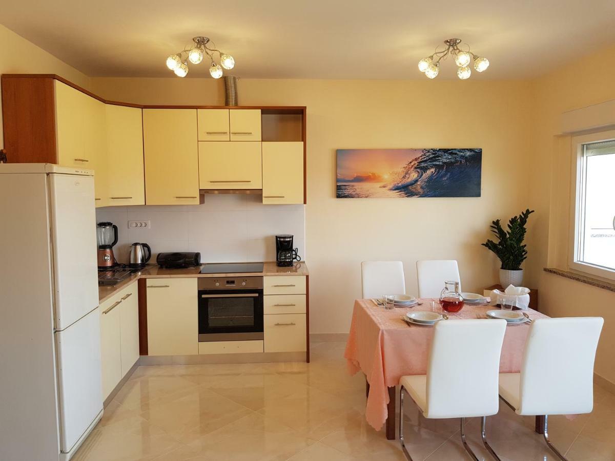 Apartman Vesna Малинська Екстер'єр фото