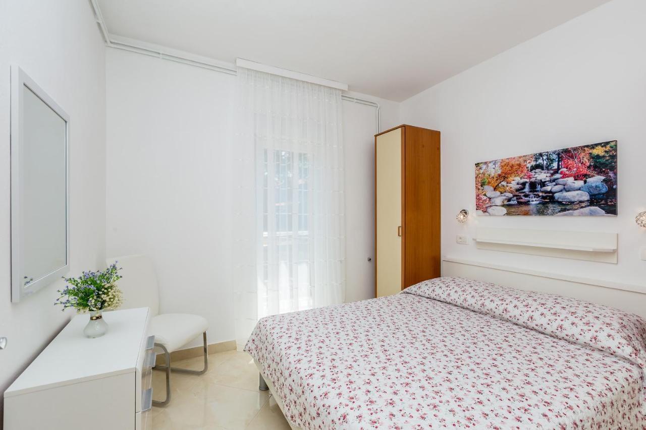Apartman Vesna Малинська Екстер'єр фото