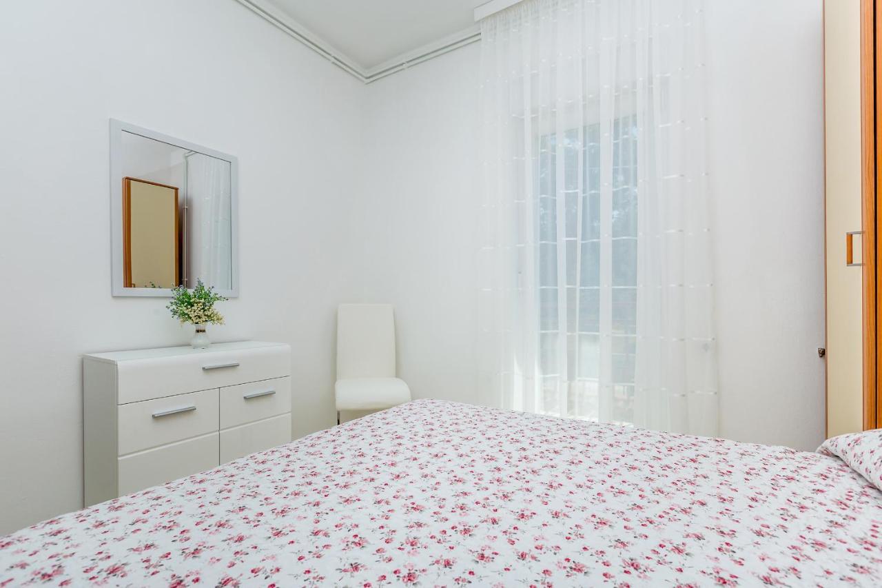 Apartman Vesna Малинська Екстер'єр фото