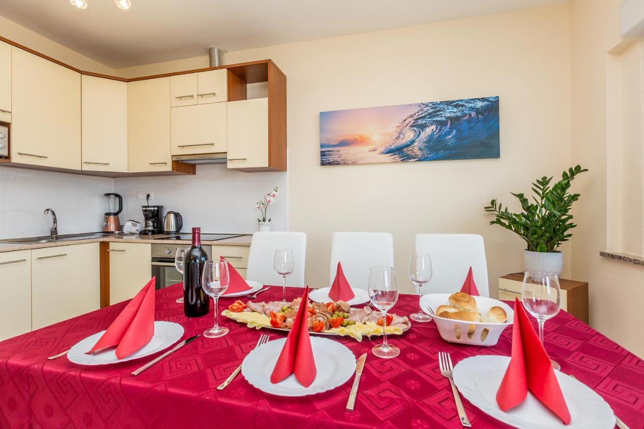 Apartman Vesna Малинська Екстер'єр фото